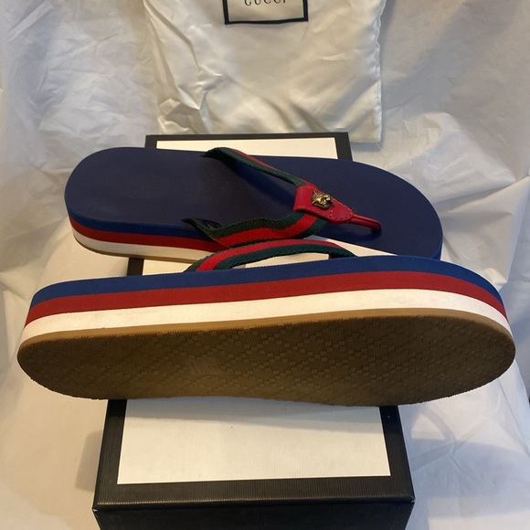 Gucci flip flops - Picture 3 of 9